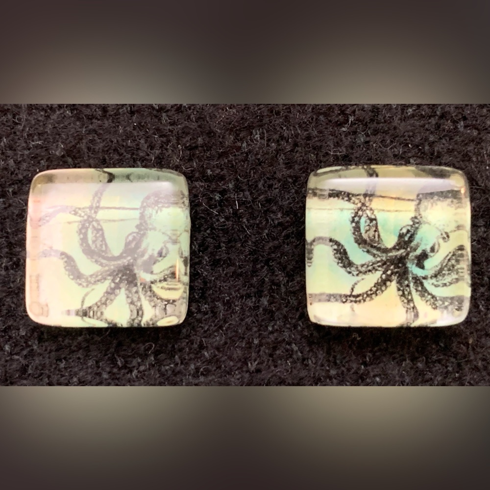 Glass Octopus square earrings, EUC, vintage illustration